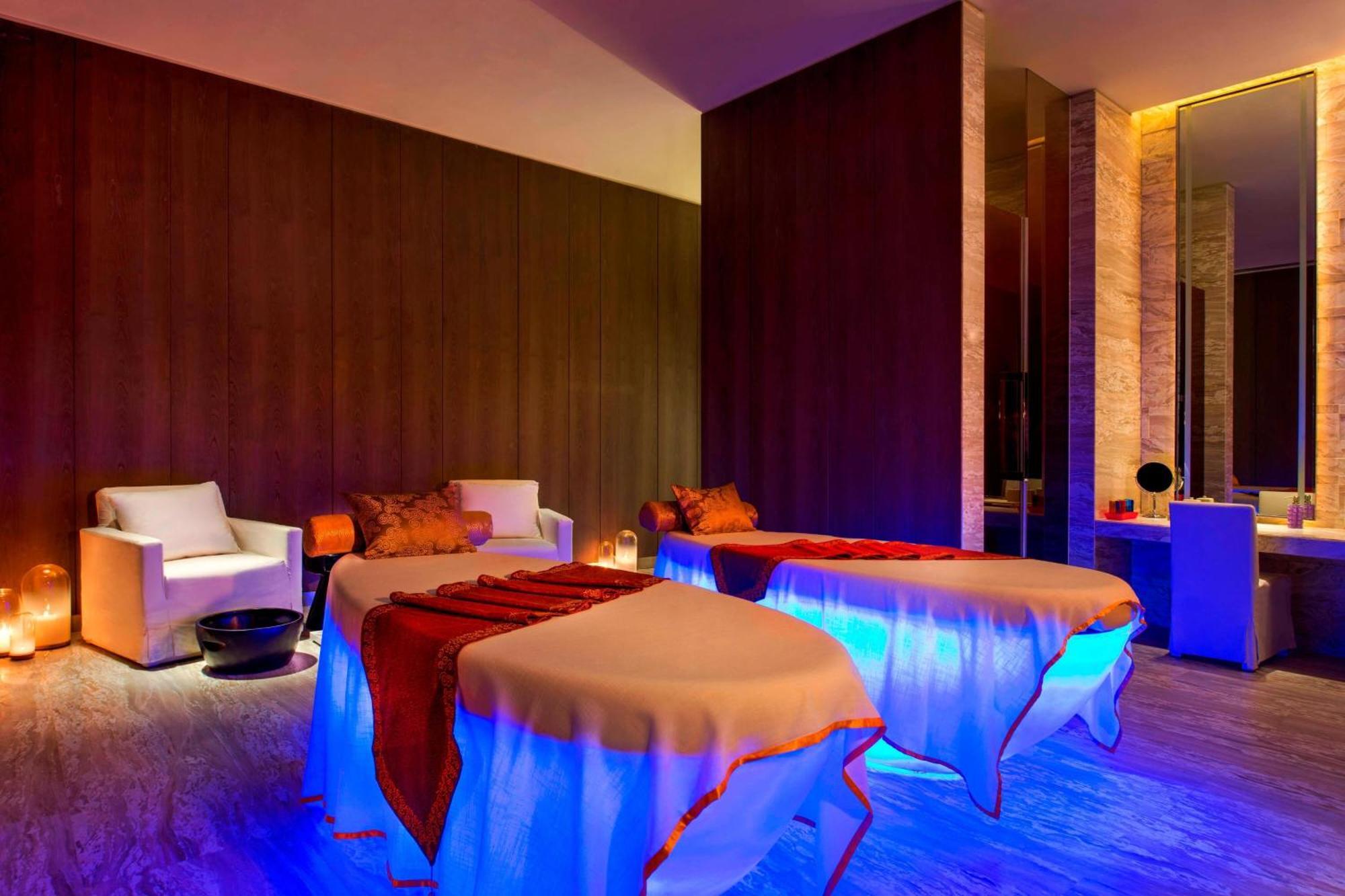 W Guangzhou Hotell Exteriör bild